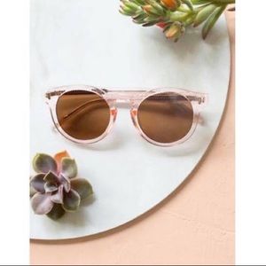 Bonnie and Clyde sunglasses!